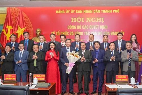 Bản tin 8H: Ông Đỗ Gia Khánh giữ chức Chủ nhiệm Ủy ban Kiểm tra Đảng ủy UBND TP Hải Phòng
