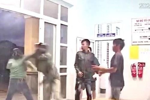Tình tiết bất ngờ vụ nữ nhân viên trạm y tế xã bị nhóm đàn ông tấn công