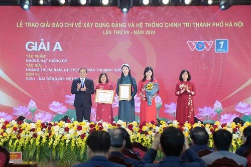 Tôn vinh các tác phẩm báo chí về xây dựng Đảng và hệ thống chính trị Hà Nội