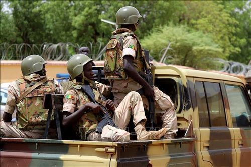 Mali: Hàng chục người trên xe buýt bị bắt cóc