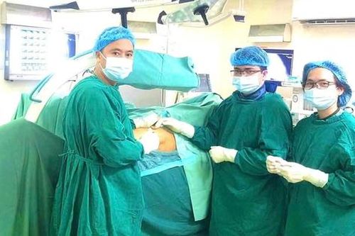 Hy hữu cụ bà 102 tuổi bị gãy xương đùi được phẫu thuật thành công