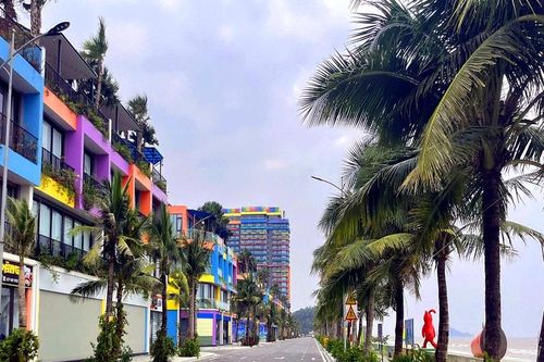 Điện lực Hoằng Hóa chính thức tiếp nhận và bán lẻ điện trực tiếp cho khu du lịch Flamingo Linh Trường