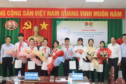 Thúc đẩy quyền tham gia của trẻ em