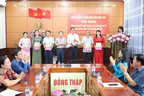 Thành lập Đảng bộ cơ sở Ban Tuyên giáo và Dân vận Tỉnh ủy