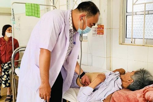 Chính sách đãi ngộ, thu hút bác sĩ: Động lực phát triển ngành Y tế - Kỳ cuối: Nâng cao chất lượng nguồn nhân lực