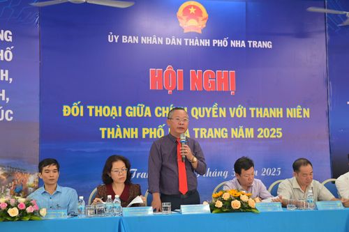 Lãnh đạo TP. Nha Trang đối thoại với gần 200 đoàn viên, thanh niên