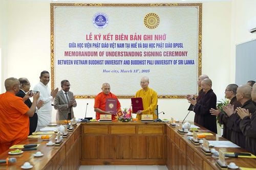 Đại sứ Sri Lanka tại Việt Nam cùng Đại học BPUSL thăm, ký kết ghi nhớ hợp tác với Học viện PGVN tại Huế