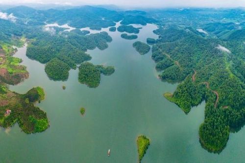 Bắc Giang: Điều chỉnh quy hoạch khu đô thị, du lịch sinh thái từng được FLC cam kết đầu tư