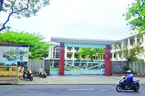 Tạm dừng xây dựng trụ sở hành chính cấp huyện, xã