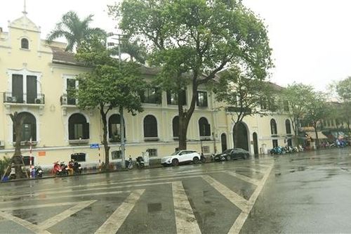 Cận cảnh những trụ sở sẽ di dời khỏi khu vực hồ Hoàn Kiếm