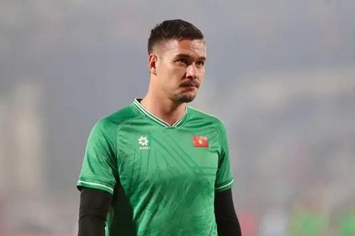 Thủ môn Filip Nguyễn rời Việt Nam