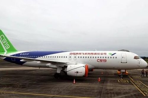 Cục Hàng không Việt Nam khảo sát, tìm hiểu về máy bay C909 do Trung Quốc sản xuất