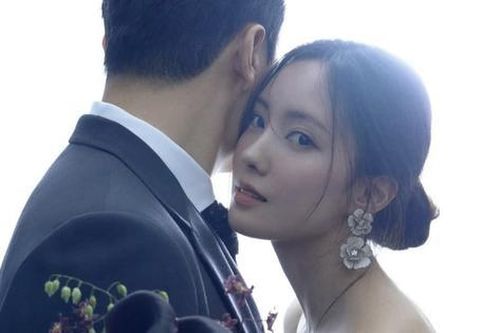 'Bạch nguyệt quang đời đầu' Hyomin T-ARA tung ảnh cưới, tối giản vẫn xinh nức lòng