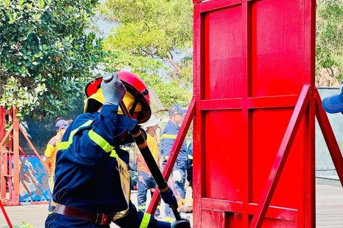 TP Hồ Chí Minh tăng cường nghiệp vụ chữa cháy chuẩn bị ứng phó cao điểm mùa khô