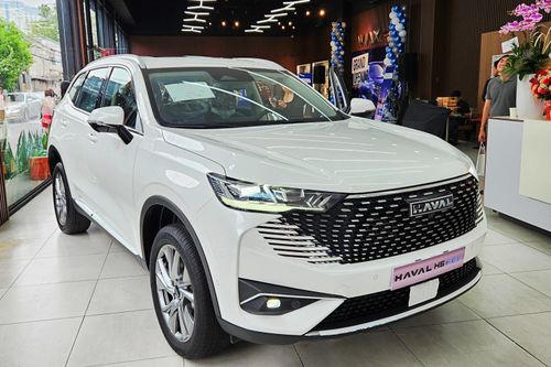 Lý do xe Trung Quốc liên tục giảm giá cả trăm triệu