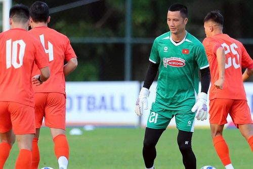 Tin nóng bóng đá Việt Nam hôm nay 14/3: Xuân Hoàng thay Đình Triệu; U22 Việt Nam hòa U19 PVF