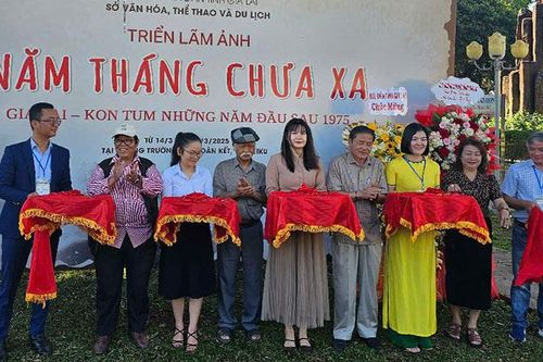 Gia Lai: Triển lãm về đất nước, văn hóa, con người kỷ niệm 50 năm Giải phóng tỉnh