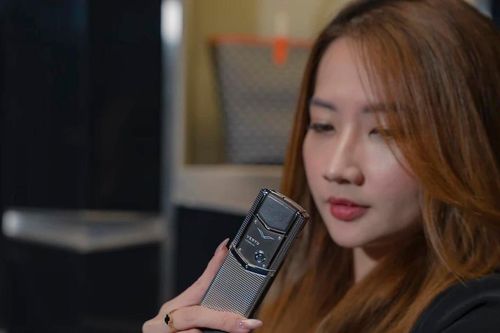 Vertu Signature V 4G không dành cho số đông