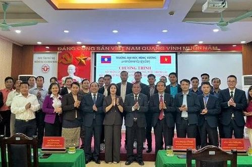 18 cán bộ tỉnh Luông Nậm Thà (Lào) học tiếng Việt ngắn hạn tại tỉnh Phú Thọ