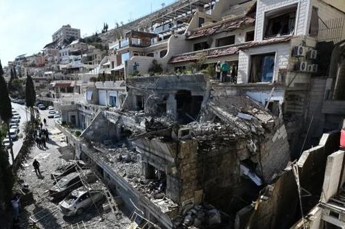 Tình hình Syria: Israel tuyên bố không kích thủ đô Damascus, LHQ kêu gọi khẩn cấp hành động vì tương lai