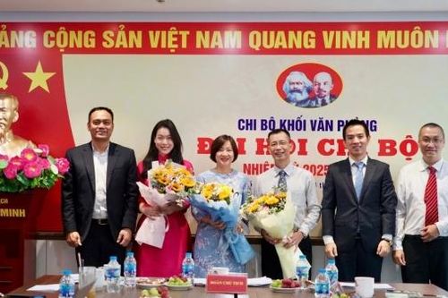 Đại hội Chi bộ Khối Văn phòng nhiệm kỳ 2025-2027 thành công tốt đẹp, đánh dấu quyết tâm đổi mới