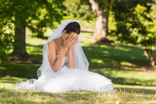 Phát hiện chồng sắp cưới bí mật mua nhà, người phụ nữ 'thẳng tay' hủy hôn