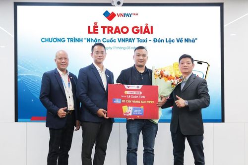 VNPAY Taxi trao thưởng tài xế xuất sắc 1 lượng vàng SJC