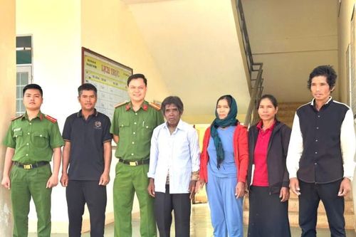 Người đàn ông ở Gia Lai được đoàn tụ gia đình sau 5 ngày đi lạc hơn 200km