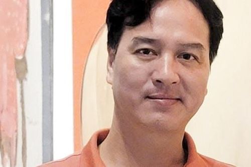 Họa sĩ Vũ Trọng Anh: 'Có người nói yêu tôi nhưng lại bàn tôi bẻ cọ'
