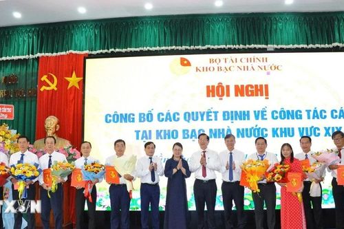 Công bố các quyết định về công tác cán bộ tại Kho bạc nhà nước khu vực 19