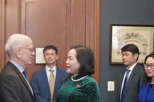 Phó Chủ tịch Quốc hội Nguyễn Thị Thanh gặp các Thượng nghị sỹ Hoa Kỳ