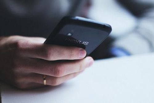 Ngừng dùng điện thoại trong 72 giờ, bạn sẽ nhận được lợi ích tuyệt vời này