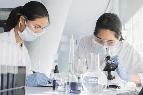 Hơn 9.000 bài báo khoa học của cán bộ giảng viên được công bố trong năm 2024