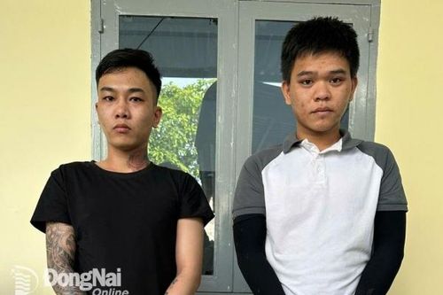 Bắt 2 đối tượng khóa trái cửa, đổ xăng vào nhà đe dọa đòi nợ