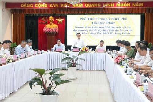 Quyết tâm hoàn thành 2 dự án đường cao tốc đúng kế hoạch