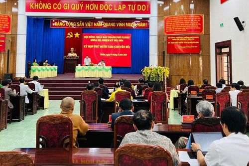 Kỳ họp thứ 18 (chuyên đề) HĐND TP. Pleiku khóa XII thông qua 6 nghị quyết