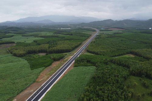 Kiểm tra, góp ý để khai thác sớm 70km cao tốc Vân Phong - Nha Trang