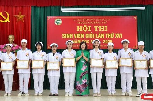 Bế mạc Hội thi sinh viên giỏi lần thứ XVI