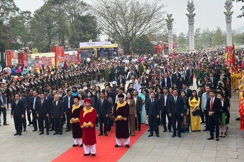 Phó Chủ tịch nước Võ Thị Ánh Xuân dự lễ hội Tây Thiên Xuân Ất Tỵ 2025