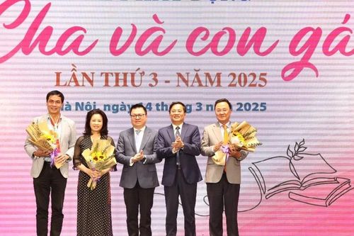 Phát động thi viết 'Cha và con gái' lần thứ 3