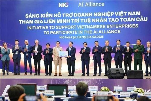 Thủ tướng Phạm Minh Chính dự Diễn đàn chính sách 'Việt Nam chủ động phát triển ngành Công nghiệp bán dẫn và Trí tuệ nhân tạo trong kỷ nguyên mới'