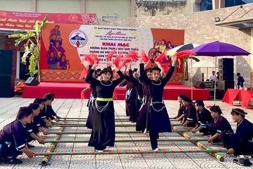 Sôi nổi liên hoan văn hóa các dân tộc thiểu số tỉnh Bình Phước