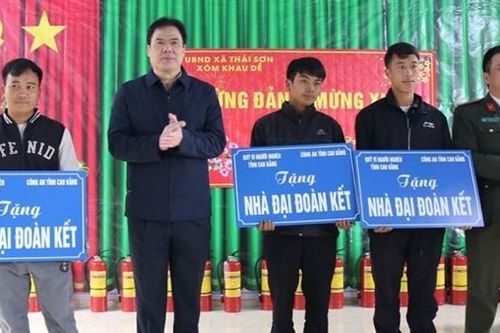 Ngày mới ở Khau Dề