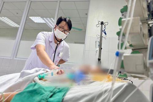 Cứu sống ngoạn mục bệnh nhân mắc bệnh lạ