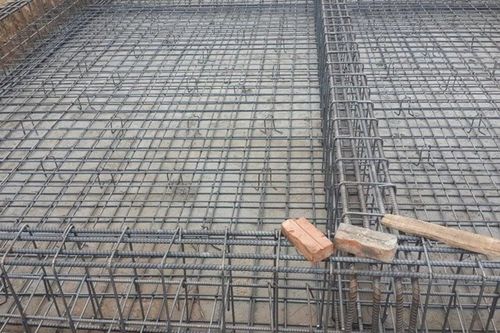 Móng bè khác móng băng thế nào?