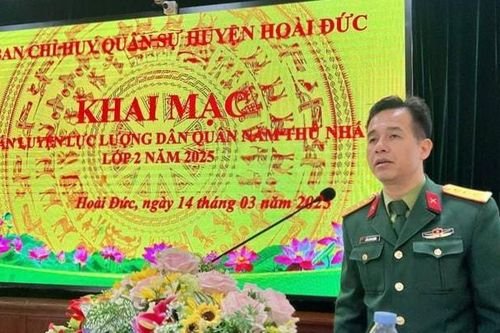 Hoài Đức khai mạc lớp huấn luyện cho 279 dân quân tự vệ