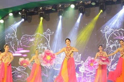 Mỹ Đức khai mạc Tuần lễ văn hóa - du lịch xuân hội chùa Hương năm 2025