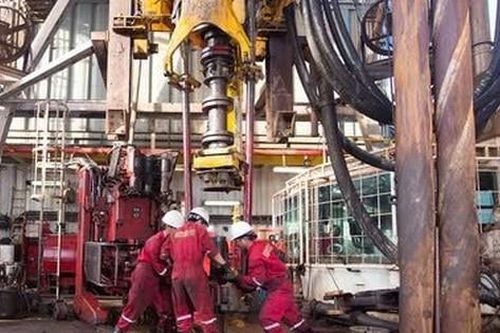 Cần 279 ngày để khoan 10.000m nhưng mất 300 ngày để khoan 1.000m cuối, mũi khoan lạ phá vỡ lớp đá 500 triệu năm tuổi, kho báu lộ diện nhờ công nghệ cao