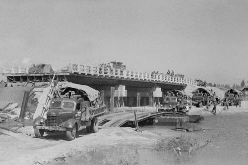 Ngày 15/3/1975: Lực lượng địch ở Tây Nguyên tổ chức rút quân từ Kon Tum và Pleiku về đồng bằng