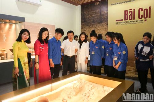 Bãi Cọi - Nơi gặp gỡ các nền văn hóa